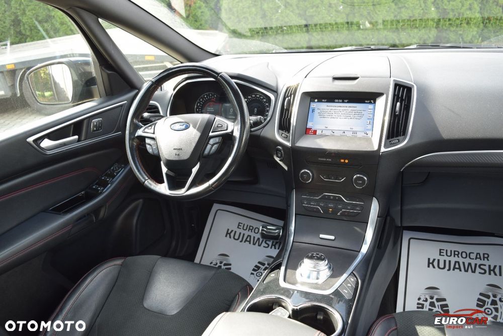 Ford S-Max - 14