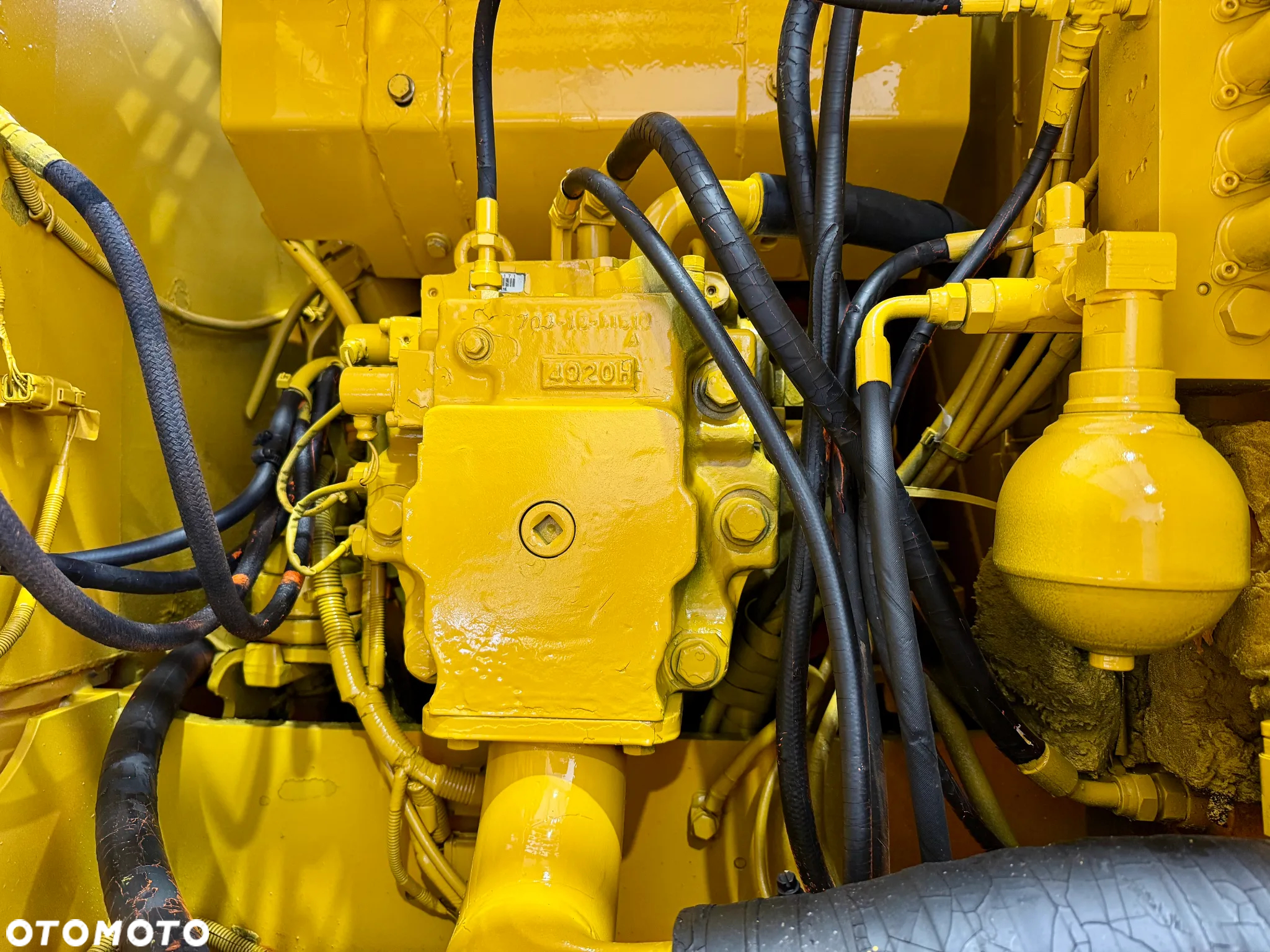 Komatsu PW160ES-7K - 10