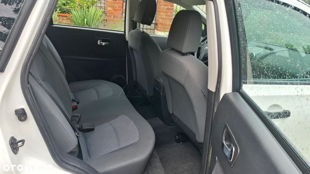 Nissan Qashqai 2.0 4x4 Visia - 9