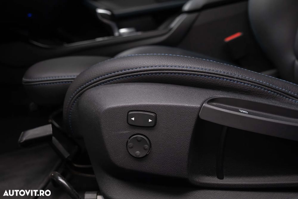BMW Seria 2 218i Aut. - 25