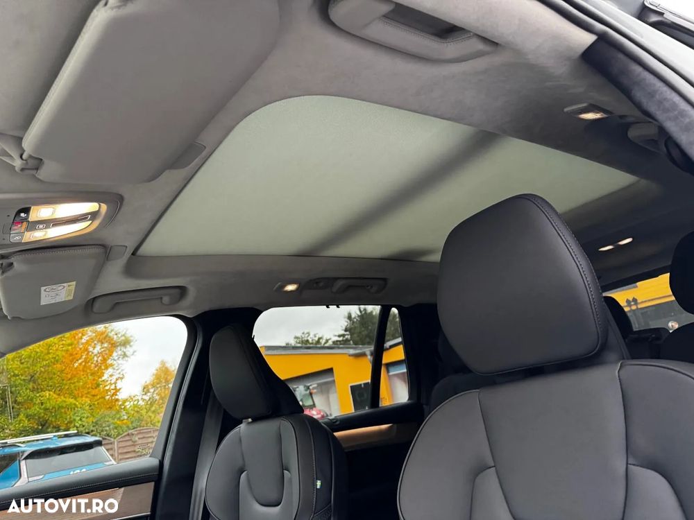 Volvo XC 90 T8 AWD PHEV Ultra Dark - 14