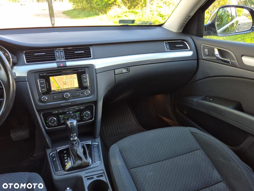 Skoda Superb 2.0 TDI Ambition DSG - 15