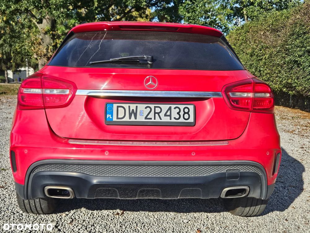 Mercedes-Benz GLA 2014