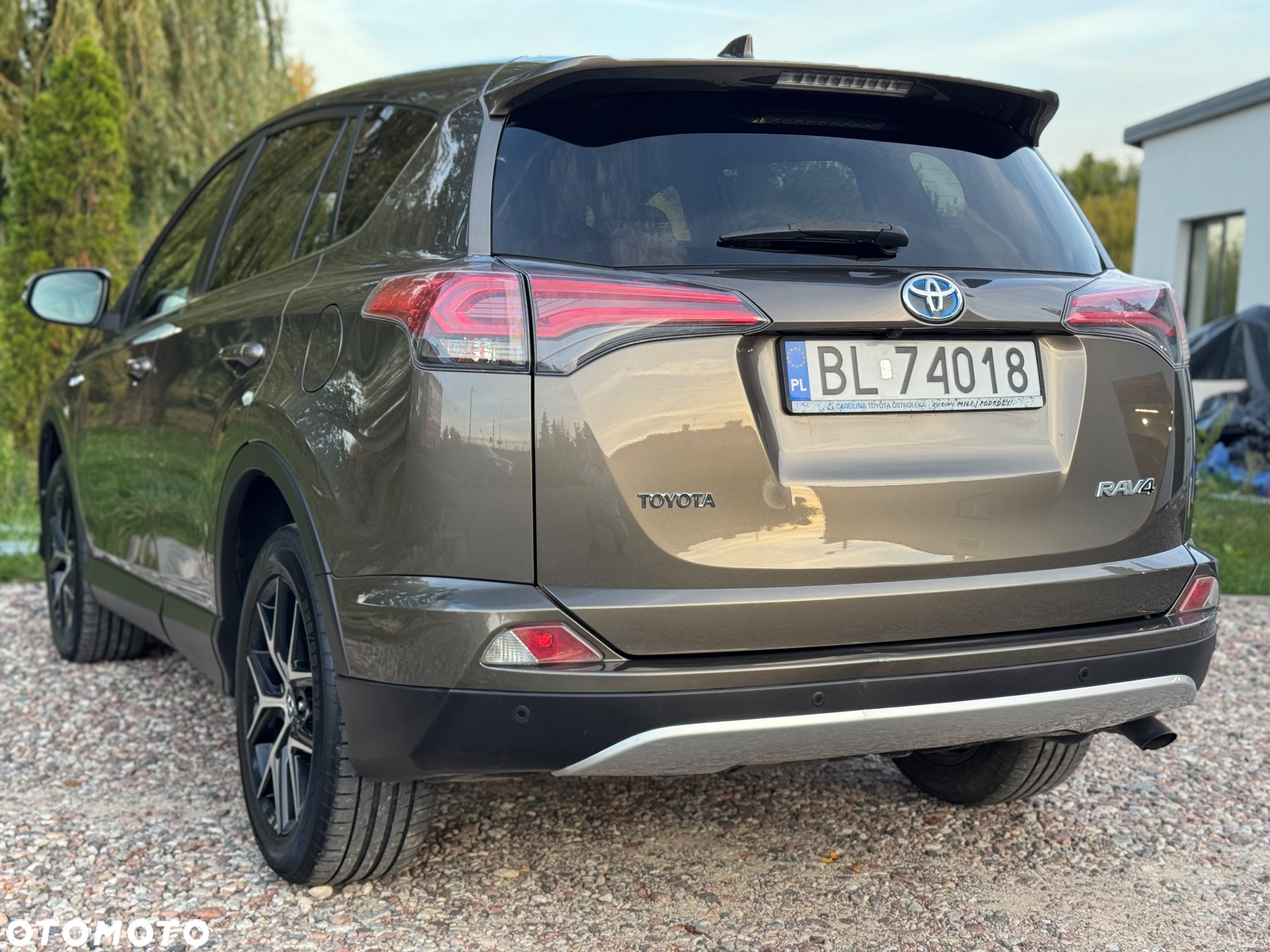 Toyota RAV4 Hybrid Prestige 4x4 - 12