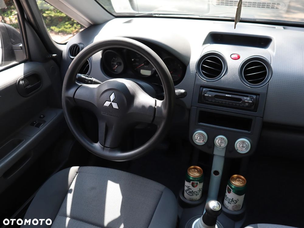 Mitsubishi Colt 1.3 Inform - 18