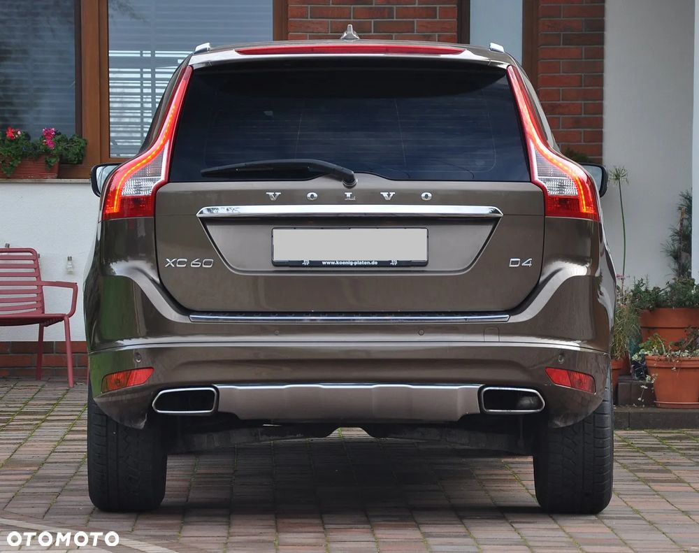 Volvo XC 60 D4 Geartronic Summum - 9