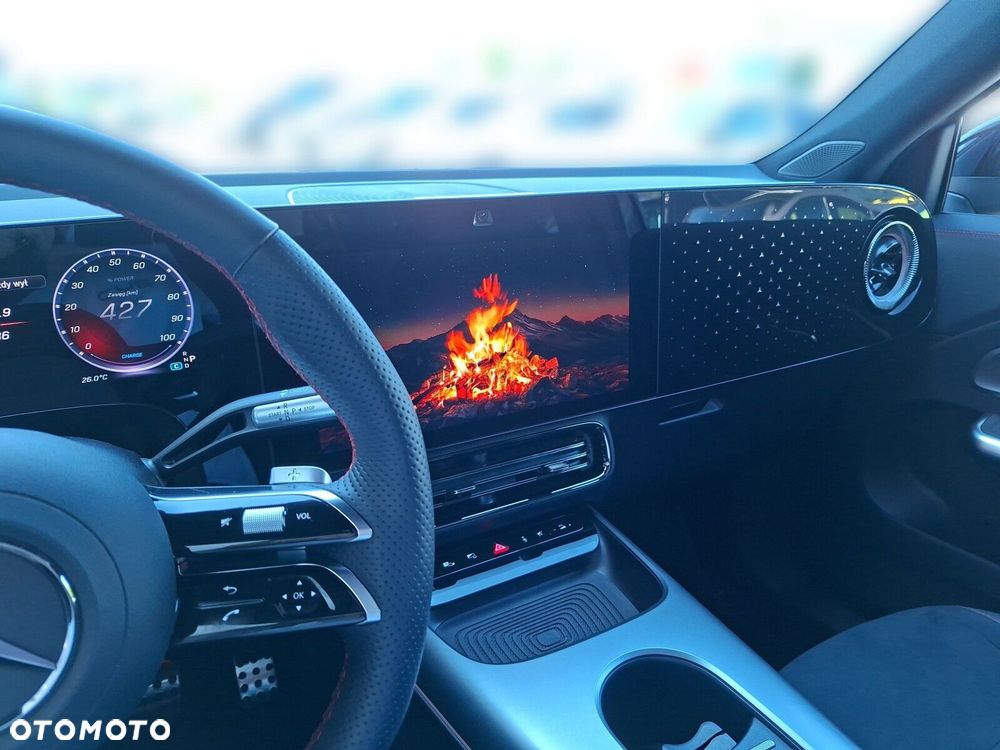 Mercedes-Benz GLB - 27