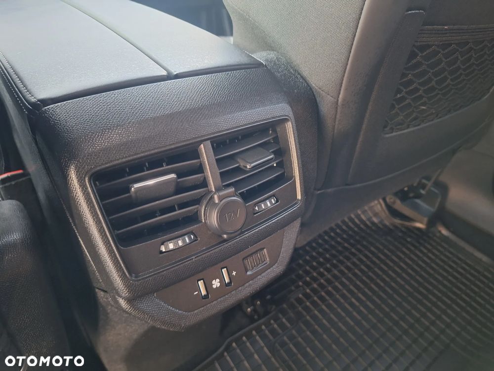 Peugeot 5008 BlueHDi 150 Allure - 22