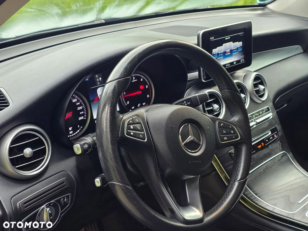 Mercedes-Benz GLC 220 d 4Matic 9G-TRONIC - 11