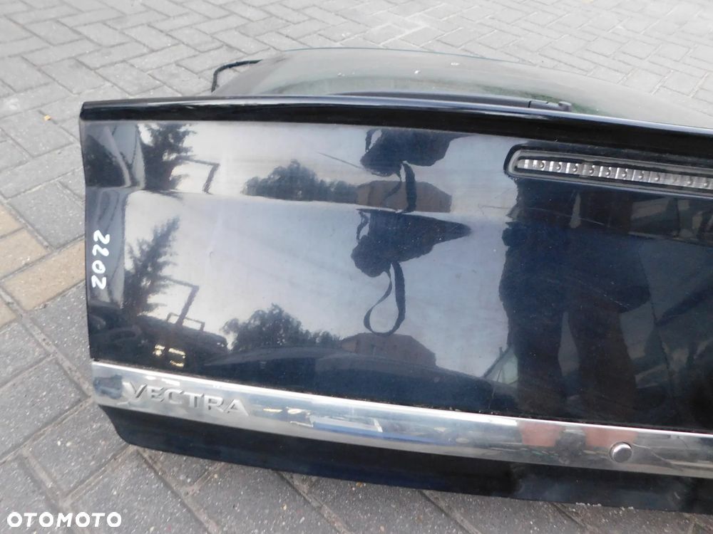 szyba w klapę bagażnika klapa tył OPEL VECTRA C GTS HB Z20Z spoiler - 4