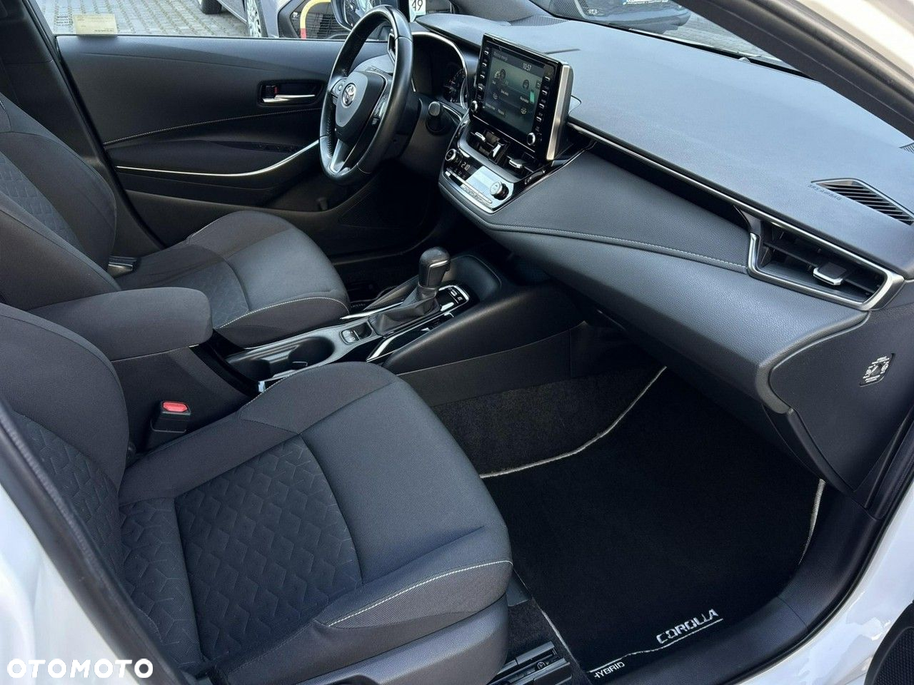 Toyota Corolla - 15