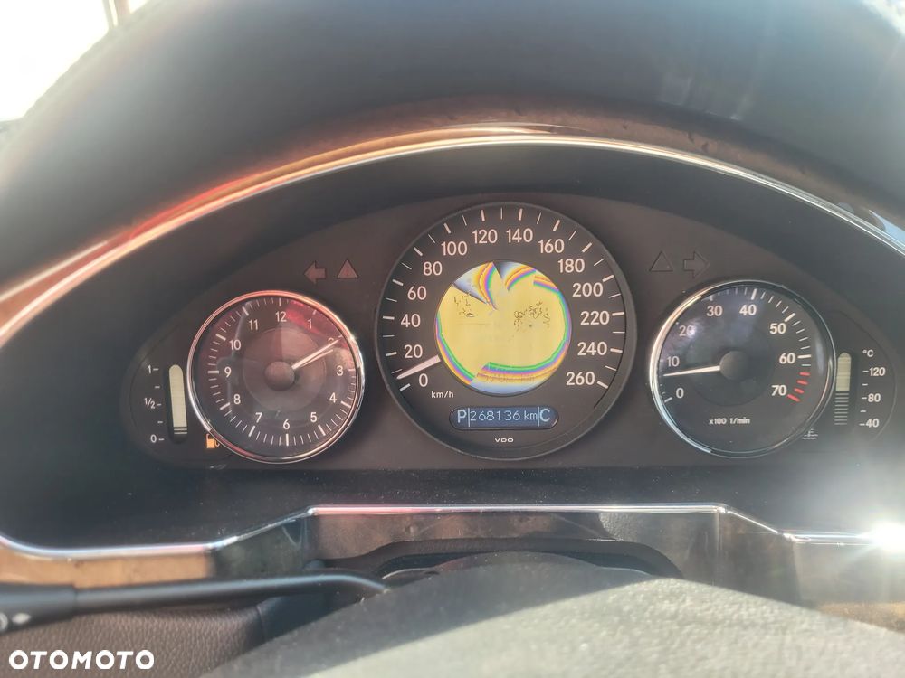 Mercedes-Benz CLS 500 - 24