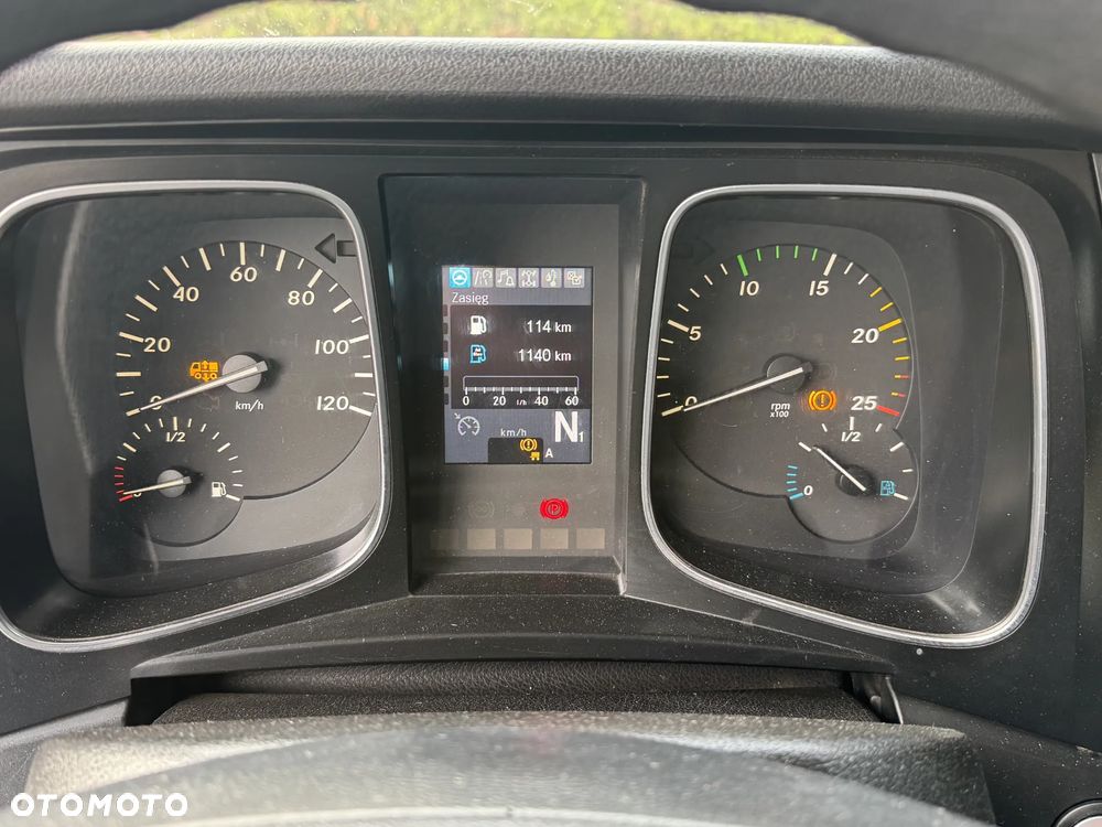 Mercedes-Benz ACTROS - 21