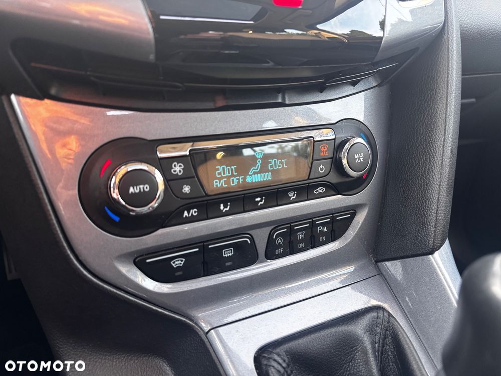 Ford Focus 1.6 TDCi DPF Titanium - 9