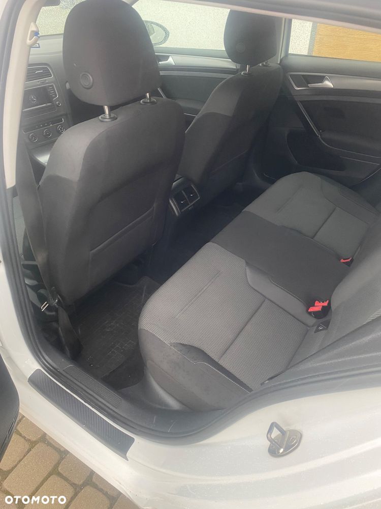 Volkswagen Golf 1.2 TSI BMT Trendline EU6 - 13