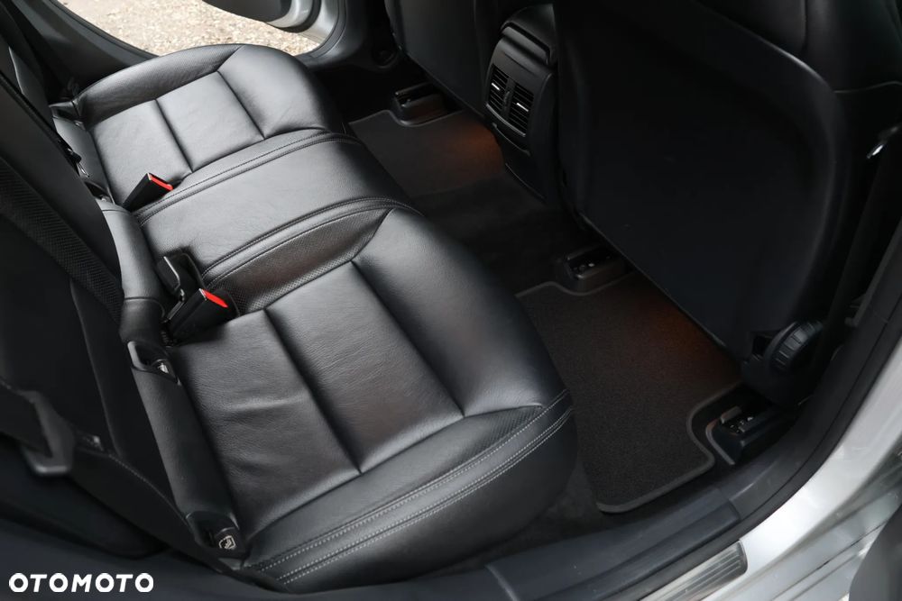 Mercedes-Benz CLA 180 d AMG Line - 31