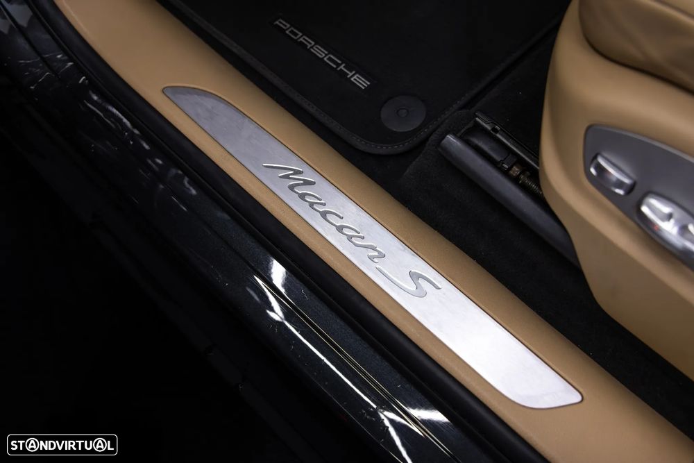 Porsche Macan S - 22