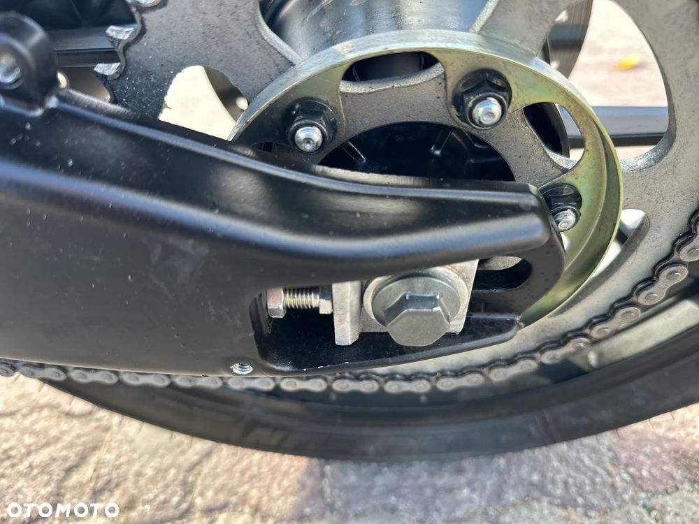 Yamaha YZF - 16