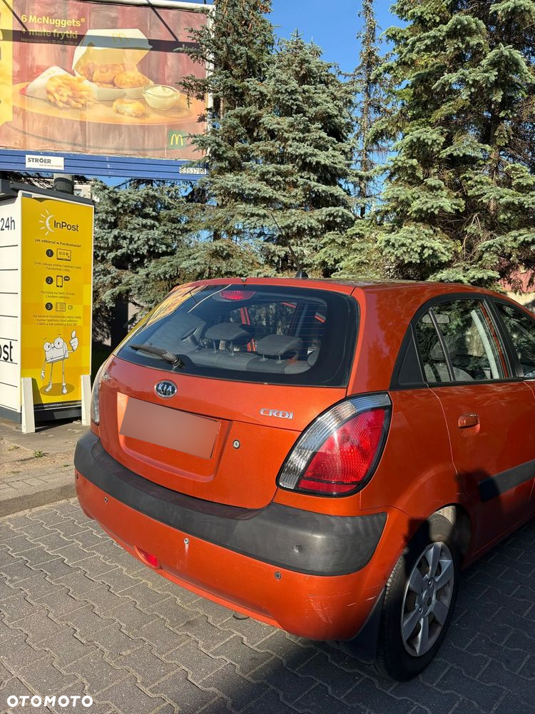 Kia Rio 1.5 CRDi City - 6