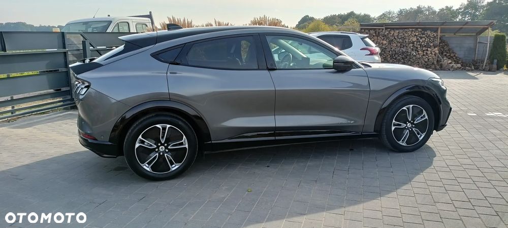Ford Mustang ver-premium - 15