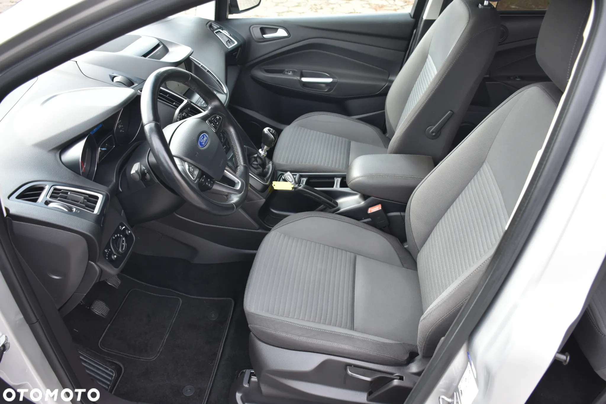 Ford Grand C-MAX Gr 1.5 TDCi Titanium - 16