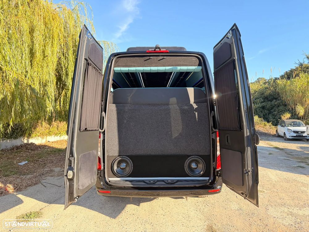 Mercedes-Benz Sprinter - 33