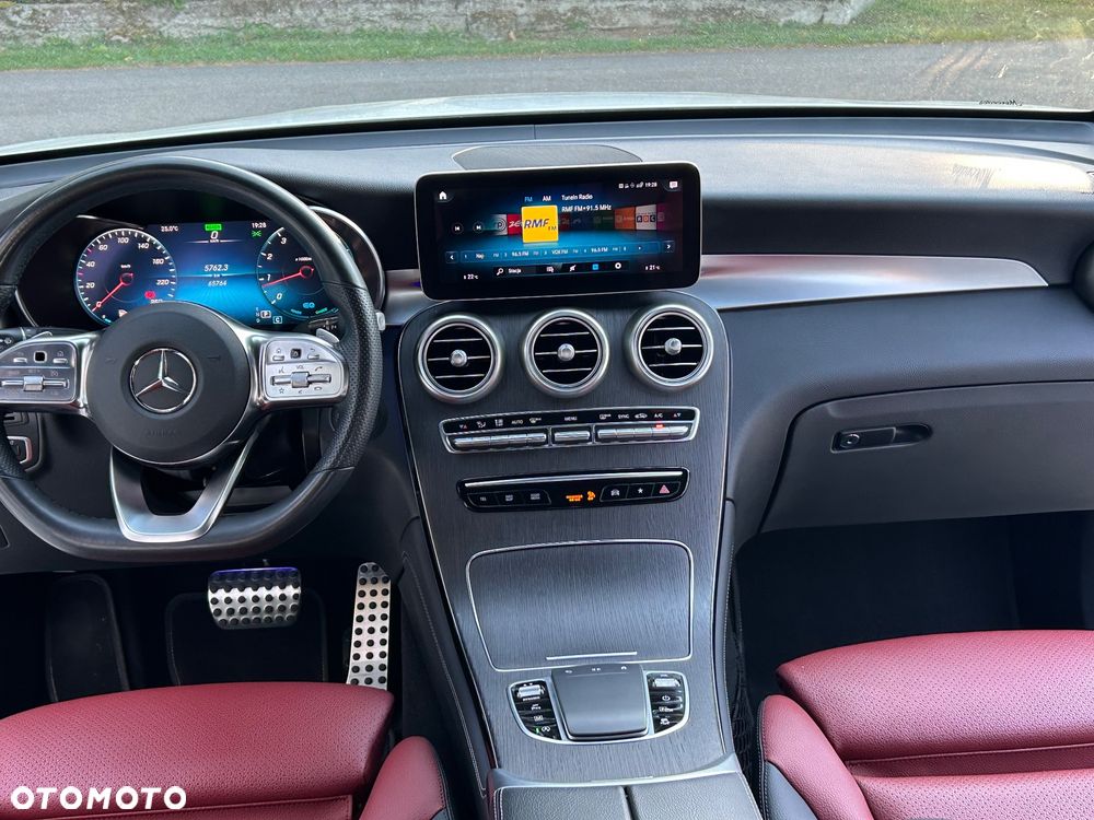 Mercedes-Benz GLC - 13