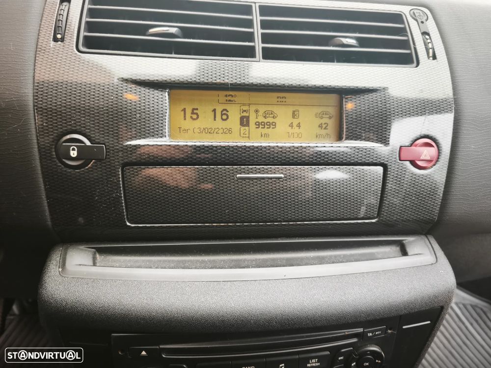 Citroën C4 1.6 HDi 110 VTR Pack - 8