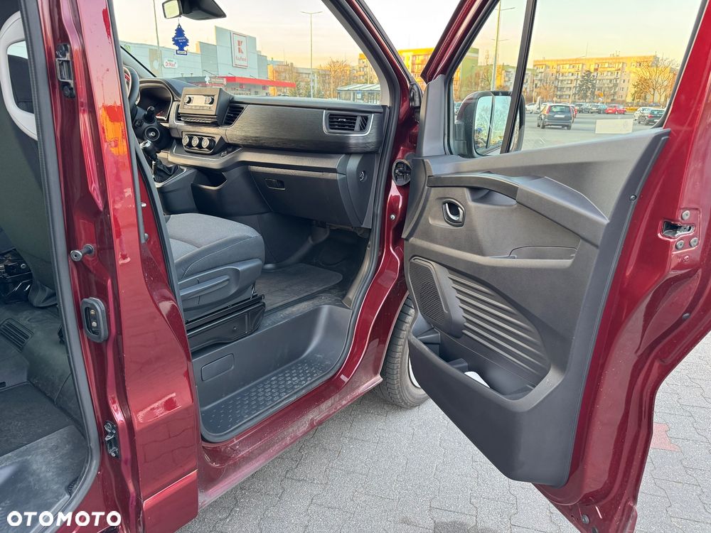 Renault Trafic 2.0 dCi - 8