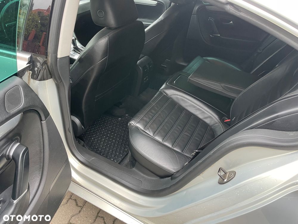 Volkswagen Passat CC - 10