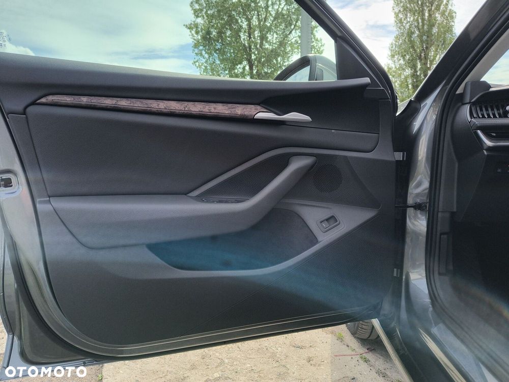 Skoda Superb 2.0 TSI 4x4 L&K DSG - 12
