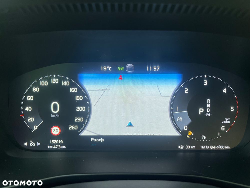 Volvo XC 40 D3 Momentum Pro - 27