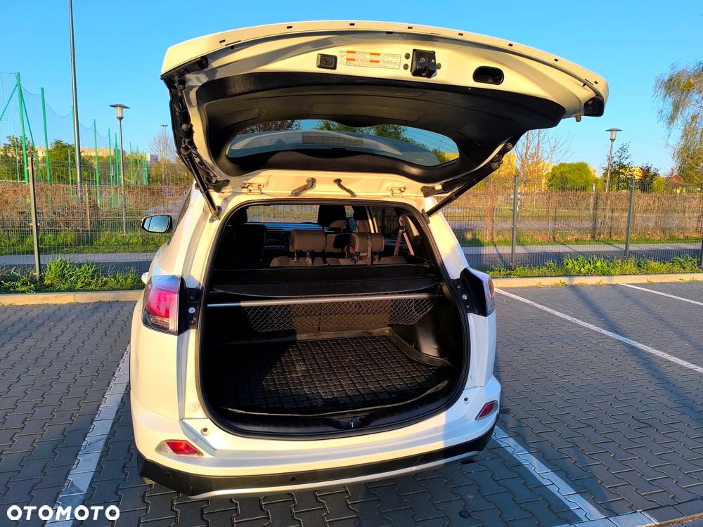 Toyota RAV4 2.0 Premium 4x4 - 11