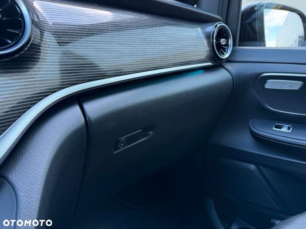 Mercedes-Benz Klasa V 250 d Extralang 4Matic 9G-TRONIC Avantgarde - 19