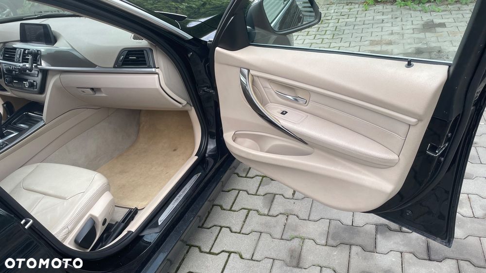 BMW Seria 3 316d - 22