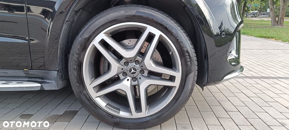 Mercedes-Benz GLS 350 d 4-Matic - 12