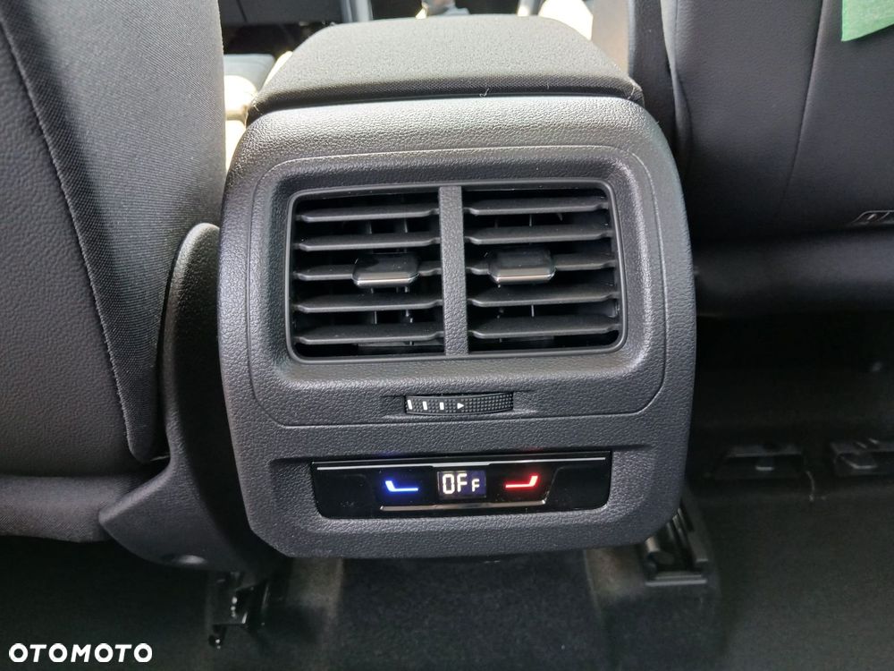 Volkswagen Touran 1.5 TSI EVO Comfortline Plus DSG - 12