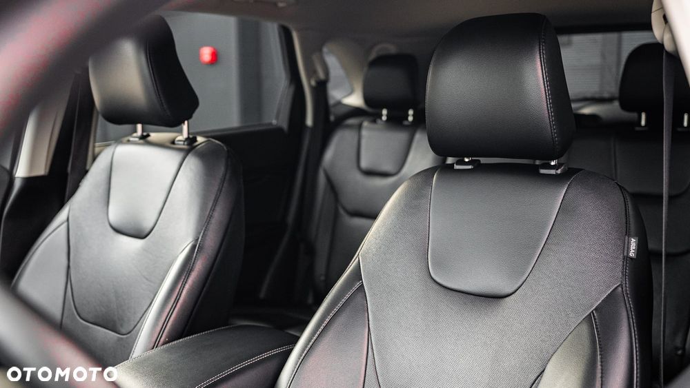 Ford Edge - 17