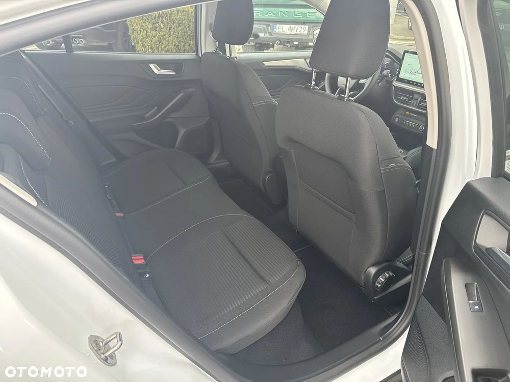 Ford Focus 1.0 EcoBoost Titanium X - 15