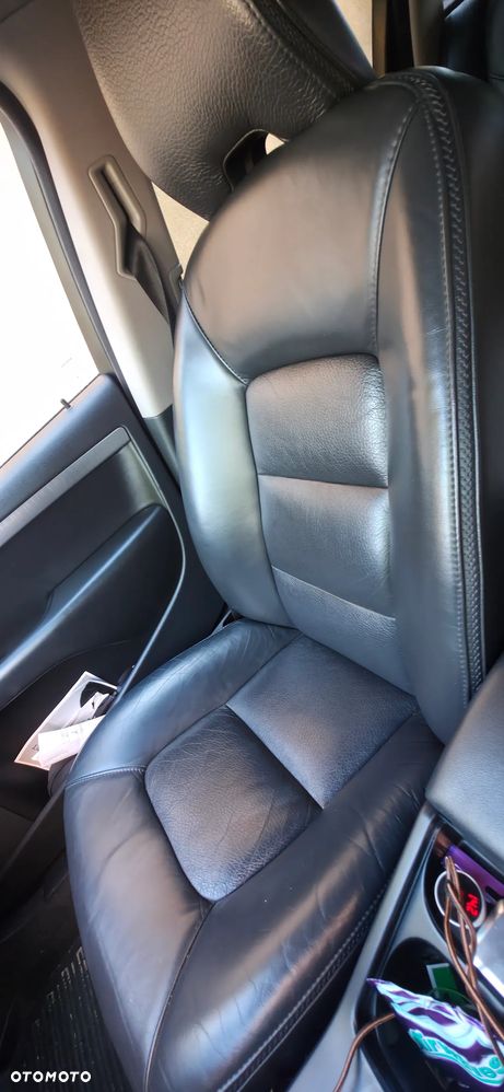 Volvo XC 70 D5 AWD Momentum - 12
