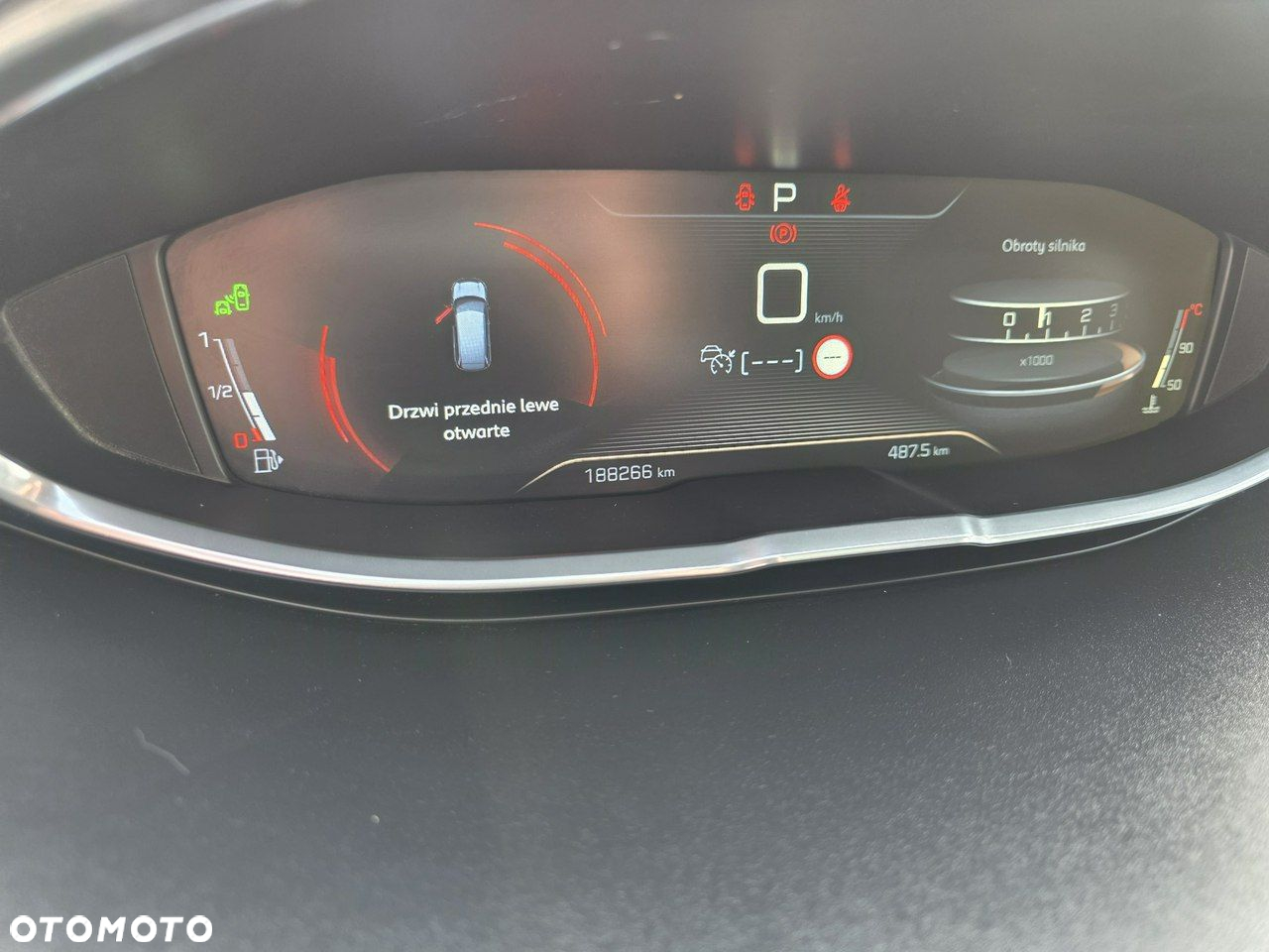 Peugeot 5008 BlueHDI 180 EAT6 GT - 25