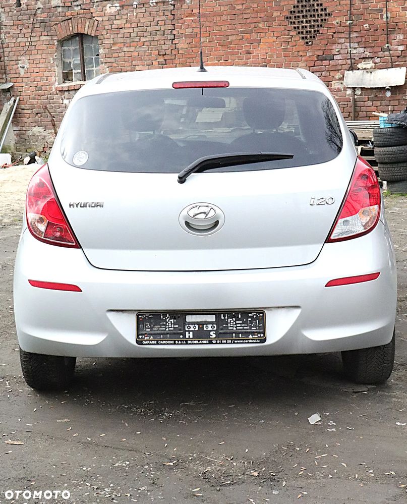 Hyundai i20 - 13