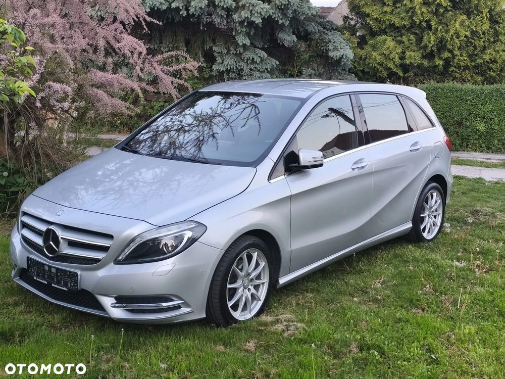 Mercedes-Benz Klasa B 180 BlueEFFICIENCY Edition Style - 29