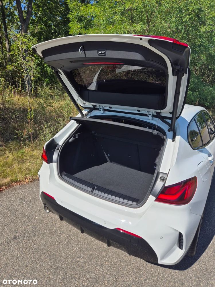 BMW Seria 1 118i Sport Line - 32