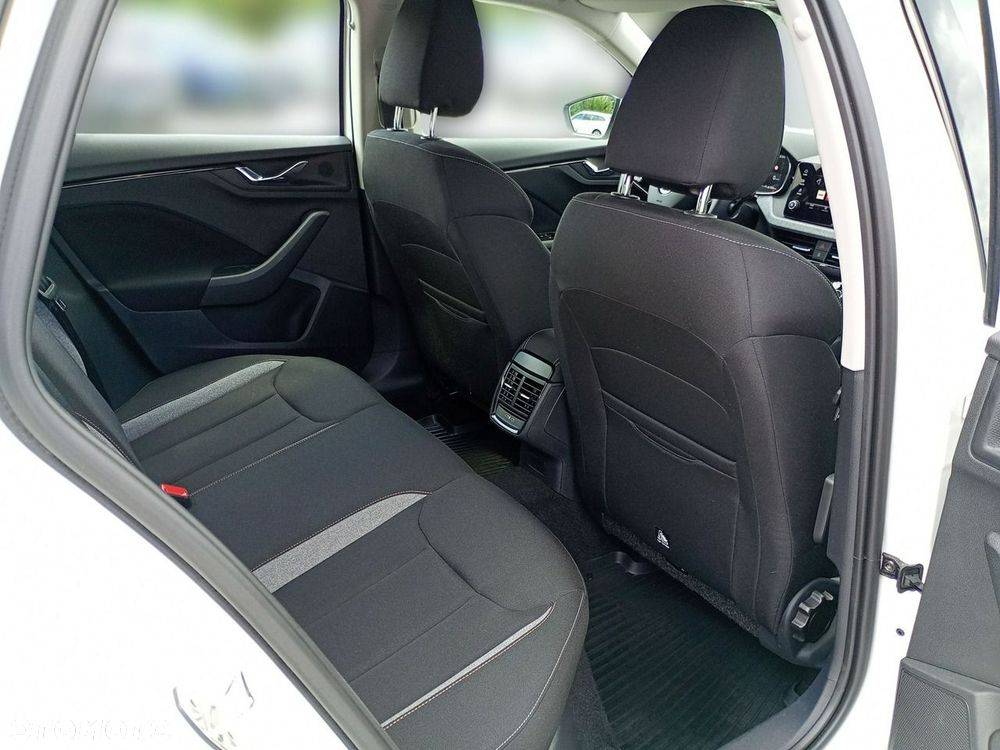 Skoda Scala 1.0 TSI Selection - 29