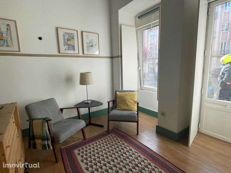 Apartamento T0 nos Anjos - Grande imagem: 2/12