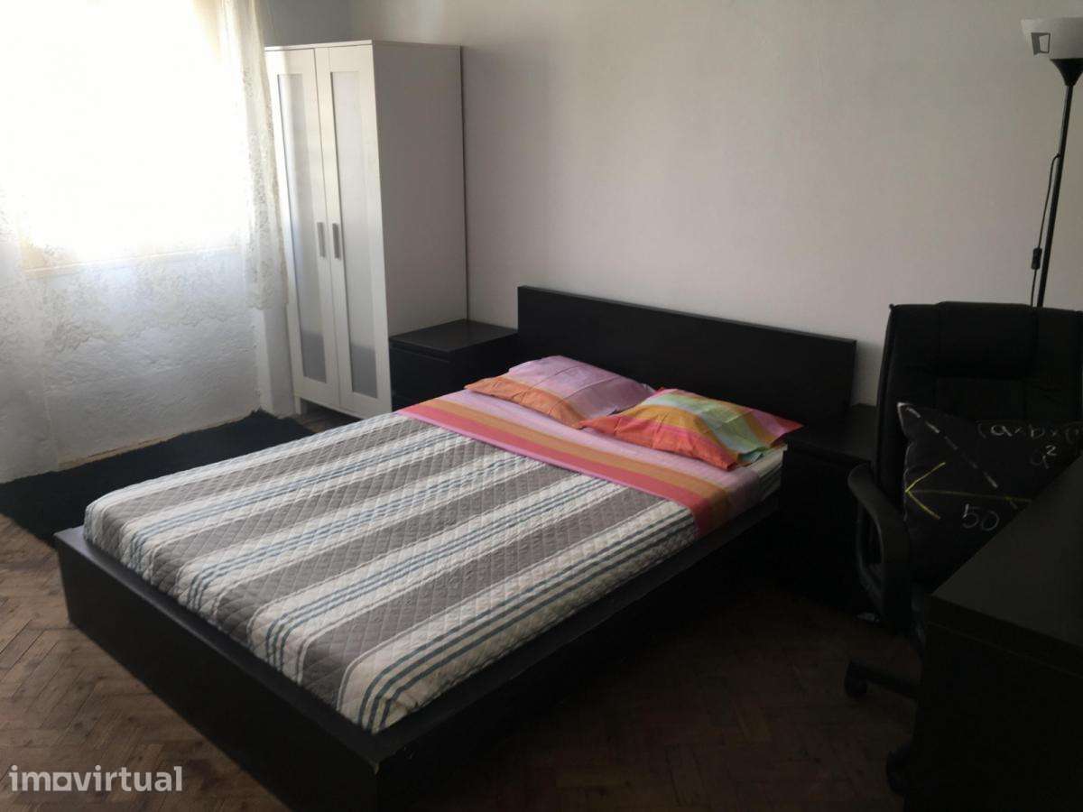 Quarto - localizado em Cedofeita Porto - Grande imagem: 3/28