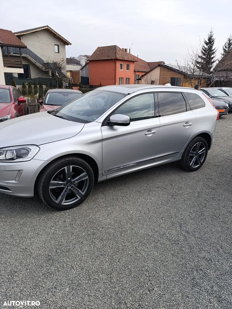 Volvo XC 60 D4 AWD Geartronic Summum - 1