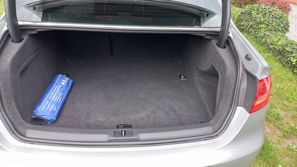 Audi A4 Limousine 1.8 TFSI Ambiente - 9