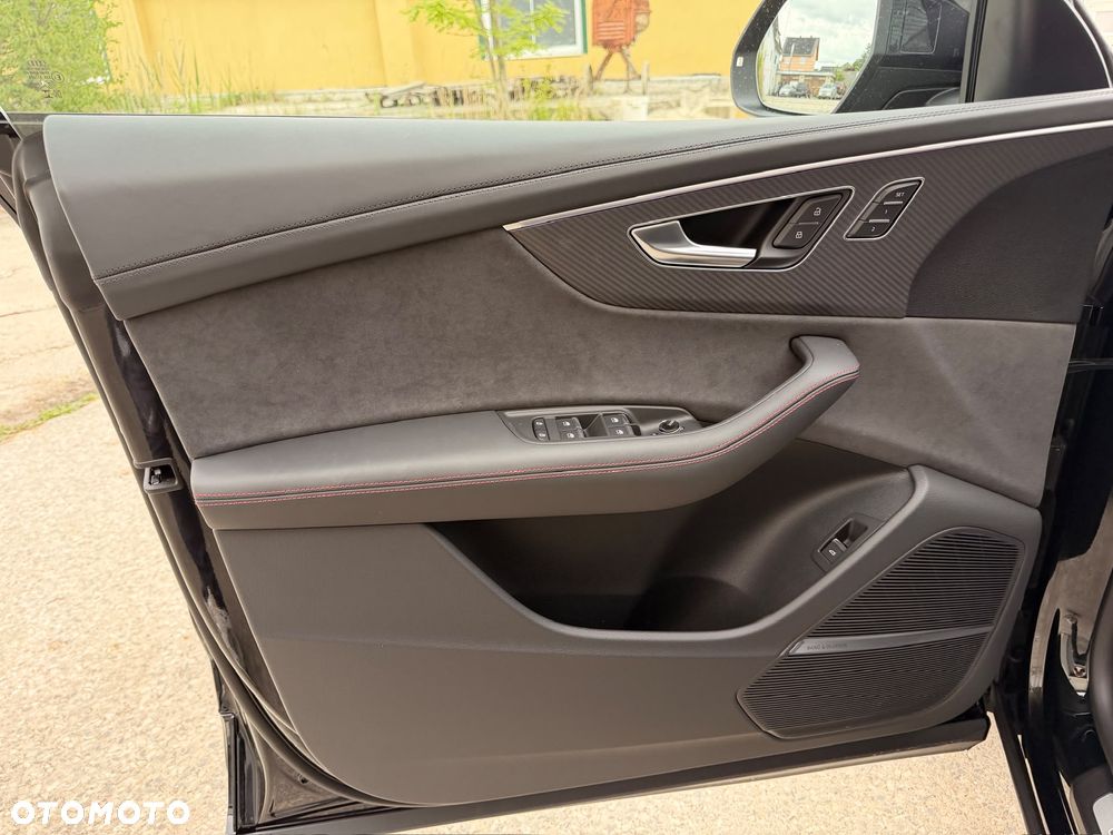 Audi RS Q8 TFSI quattro tiptronic Performance - 21
